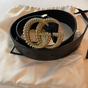 Gucci leather belt with Torchon Double G buckle